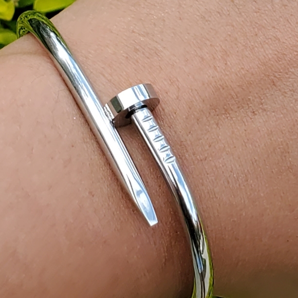 High Quality Stainless Steel Siver Bracelet - Picture 2 of 7